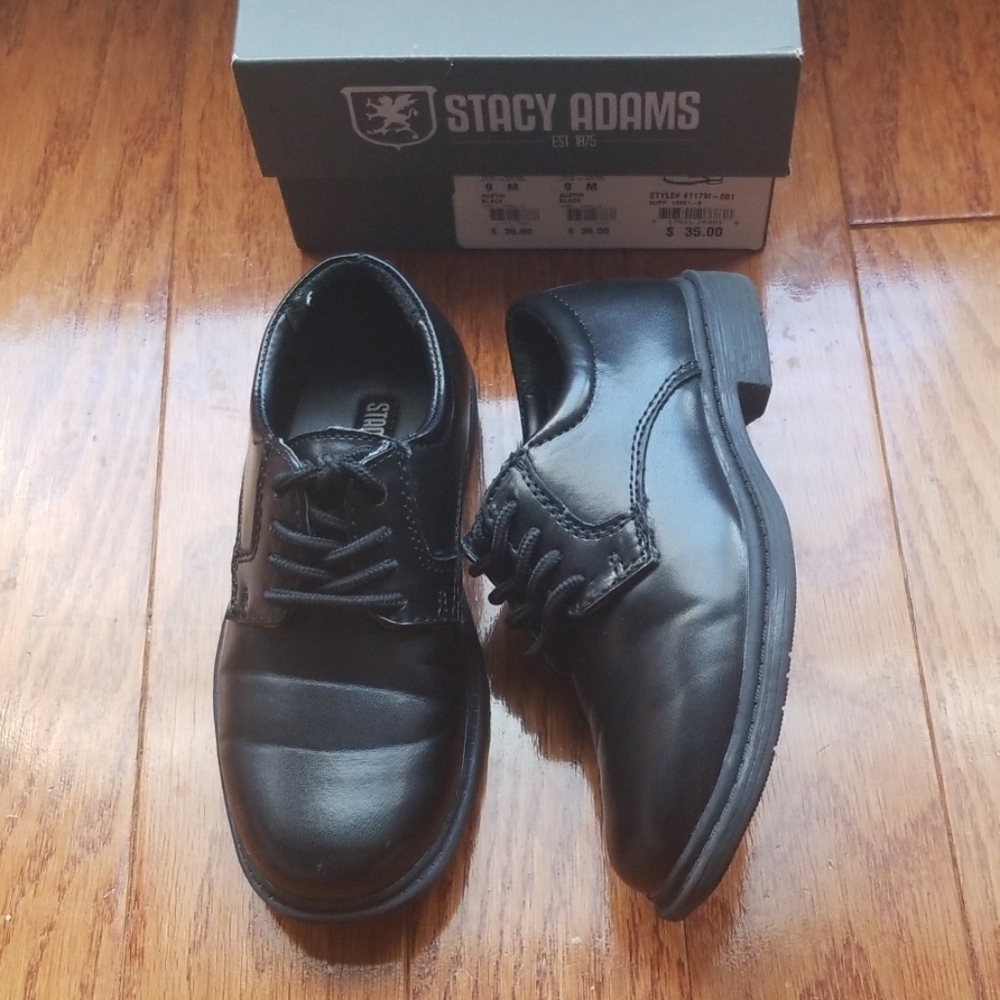 Holiday Boys dress shoes